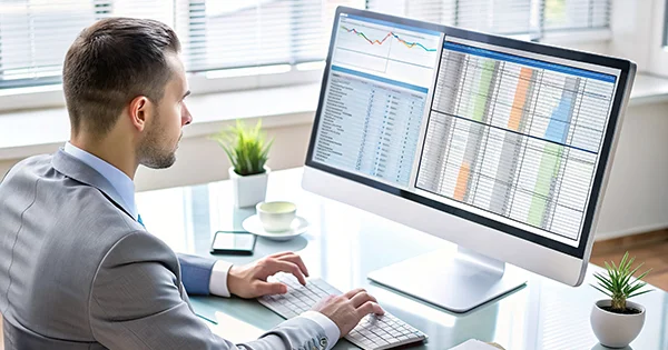 data-analytics-treasury-management-dashboard