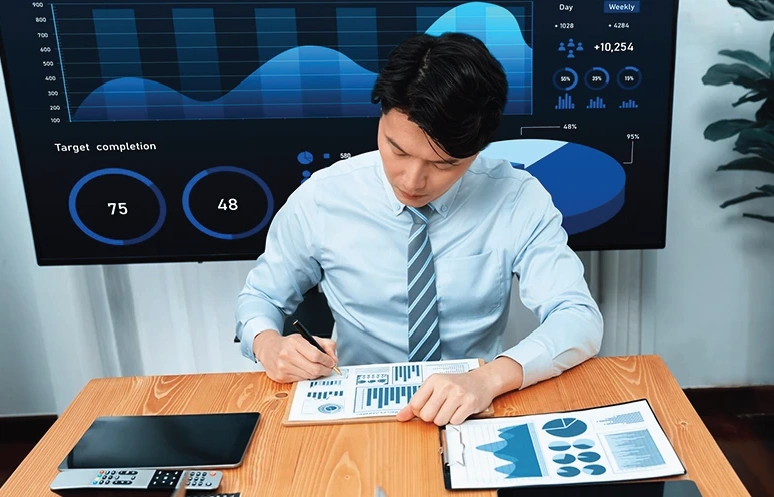 Blog-Data analytics in financial industry- Banner