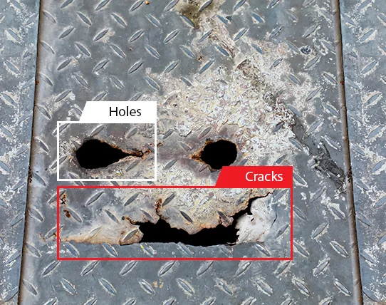 Structural cracks and deformations